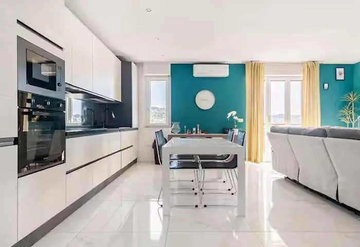 Loft Vista Panoramica - 10 Min From - Chiasso Διαμέρισμα *